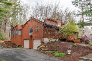 45 Bentley Circle