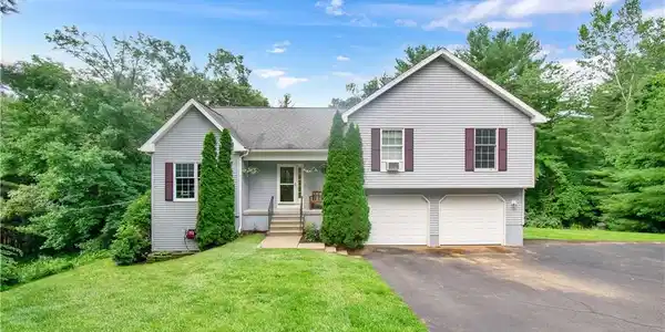 6 Virginia Lane