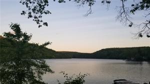 16 Waterview Drive