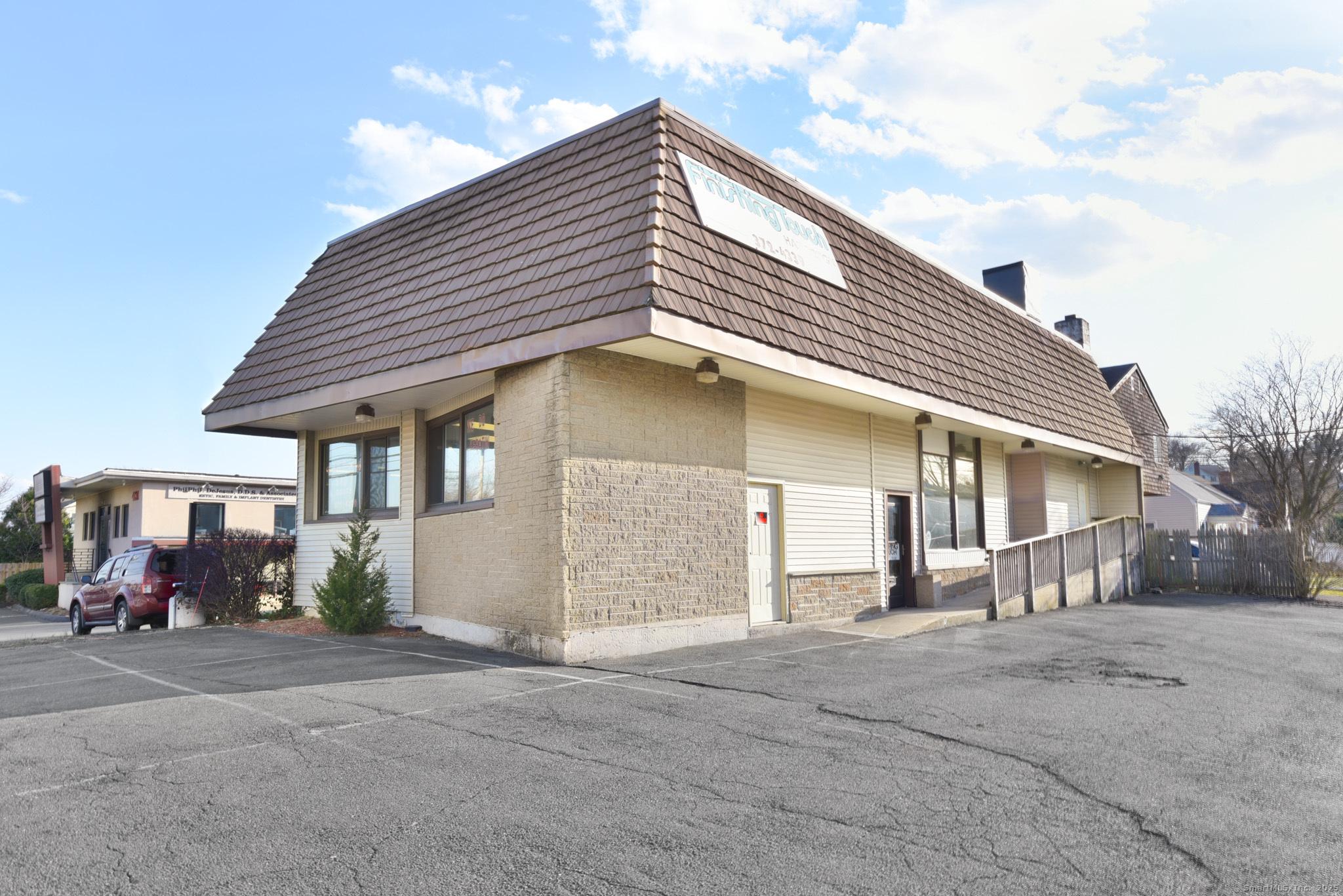 Image 4: Front photo