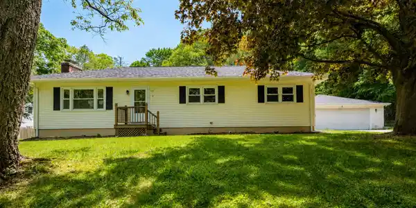 123 Woodland Drive