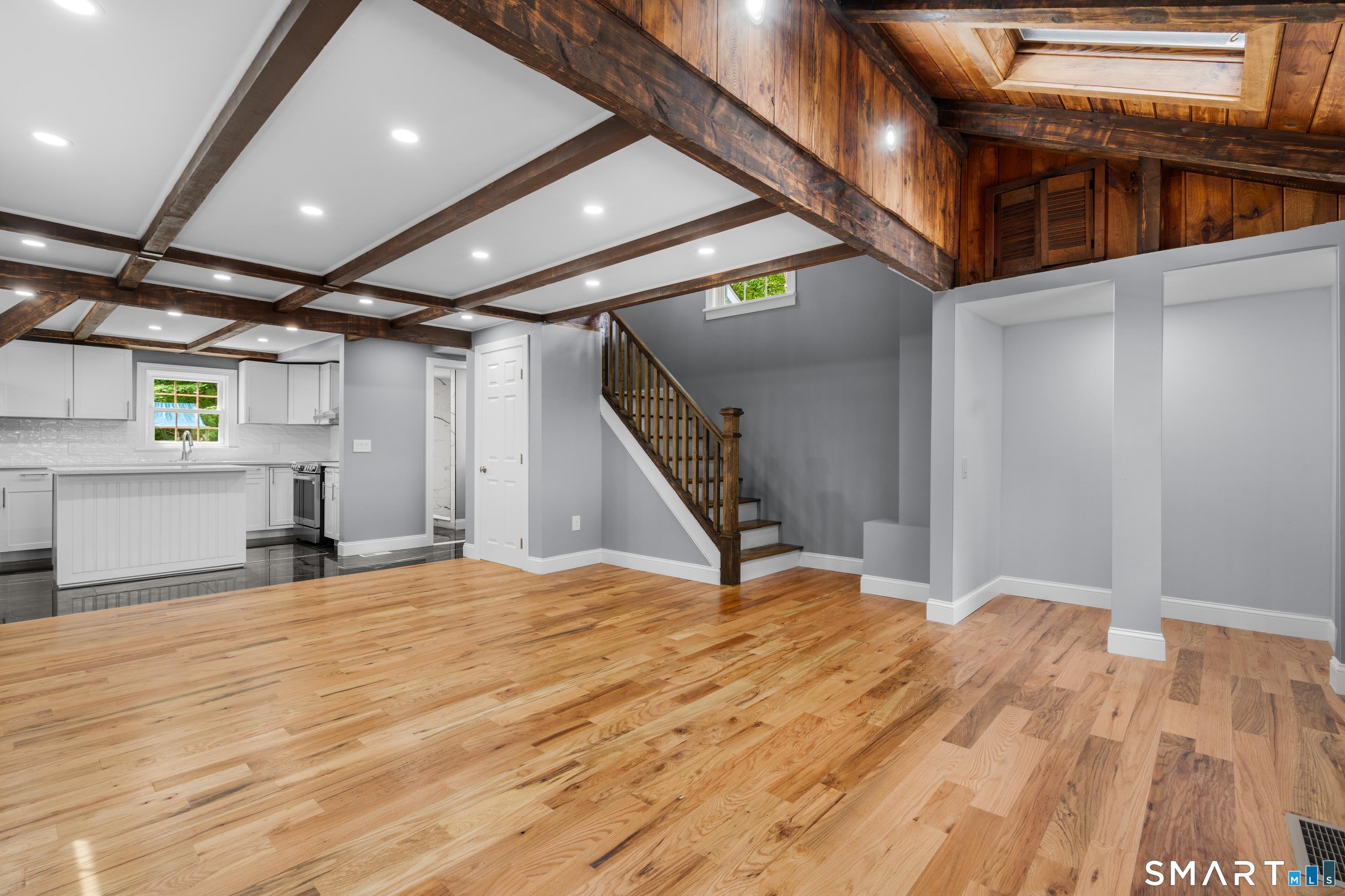 Image 4Living Room