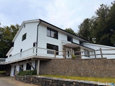 7 Glenview Drive