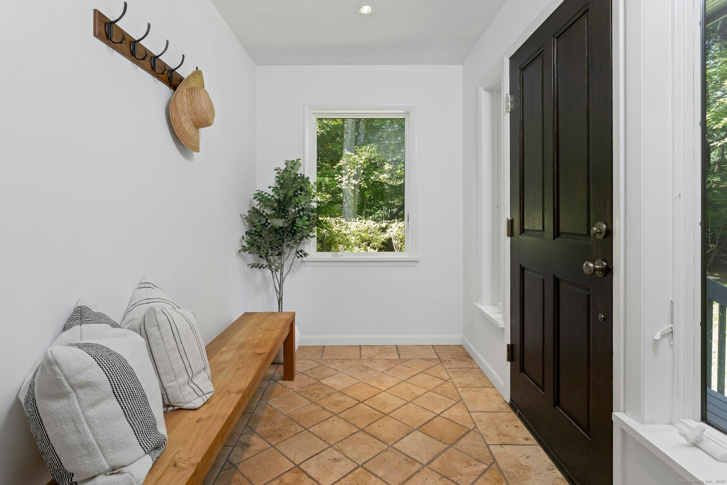 Image 4: Front Foyer