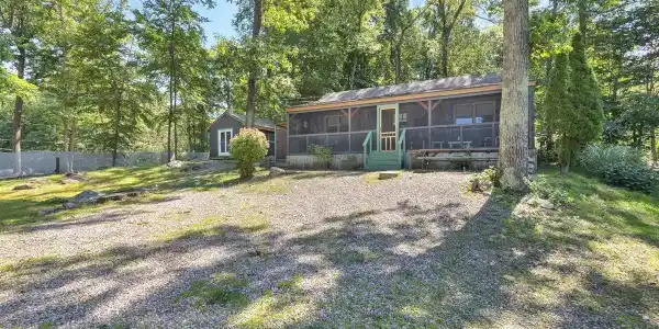113 Deepwood Drive