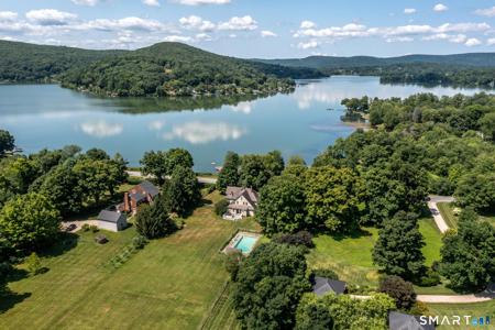 373 Lake Road