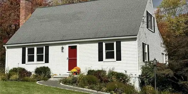 30 Spring Hill Road