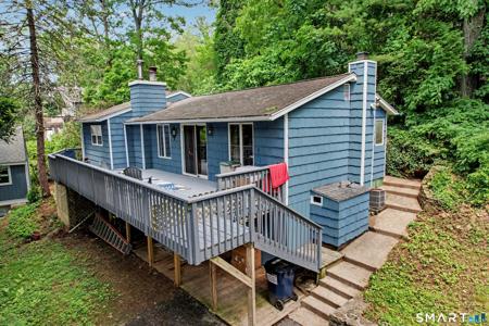 25 Maple Drive