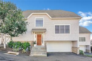 73 Boulevard Drive