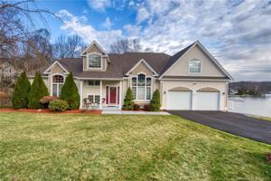 80 Lakewood Circle