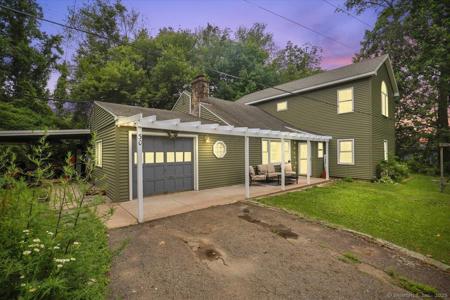30 Lake Road