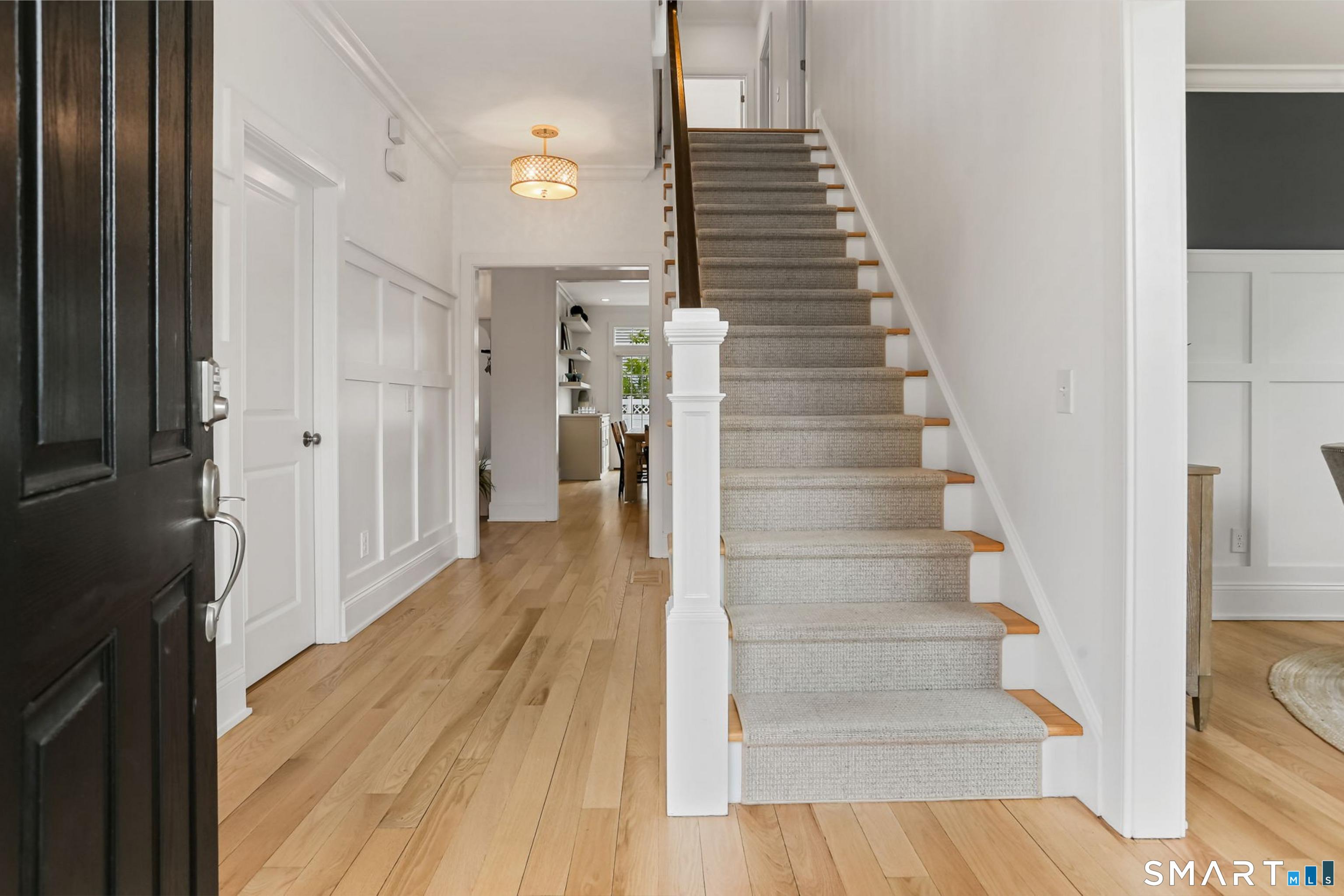 Image 2: Dramatic 2-story foyer welcomes you.