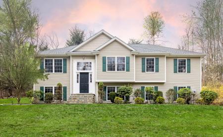 10 Spring Lane
