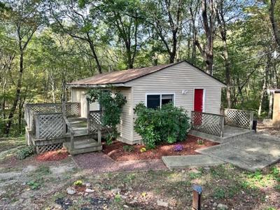 1253 Spindle Hill Road