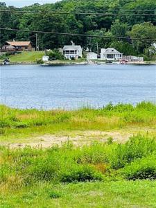 38 Laurel Point Drive