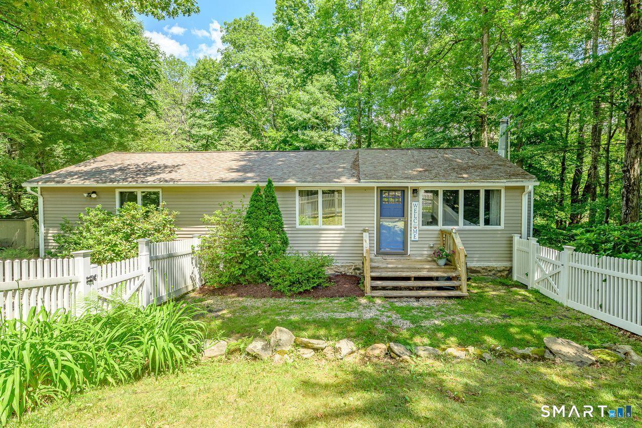 Image 3Front of House
