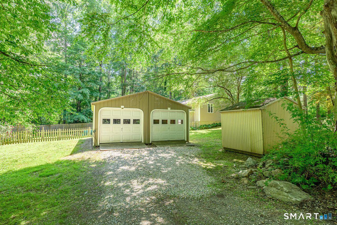 Image 4Garage