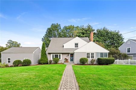 17 Sandhurst Drive