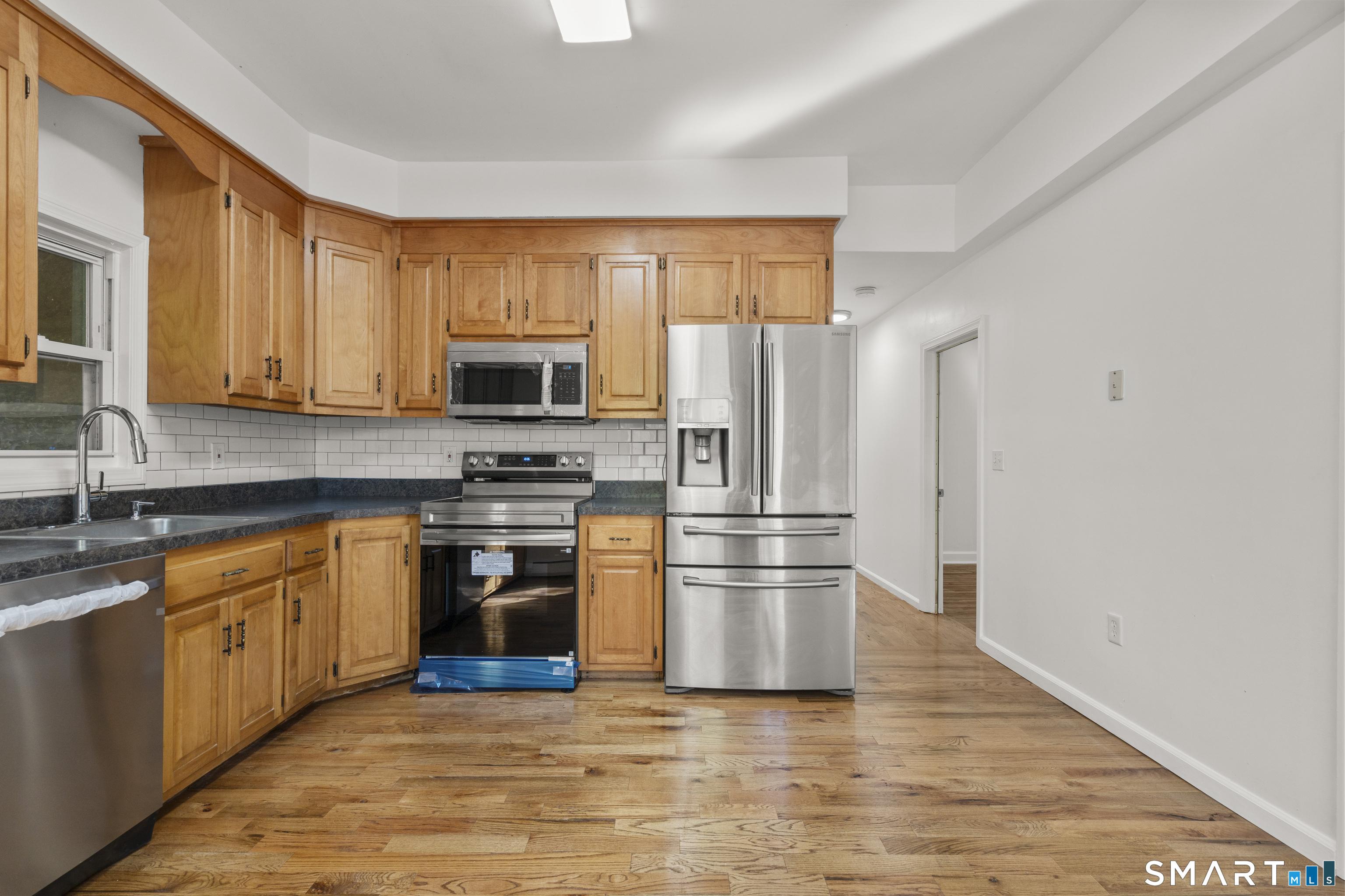 Image 4Kitchen