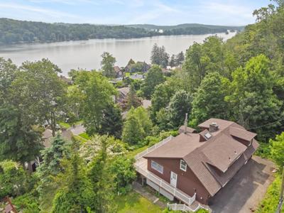 9 Overlook Road