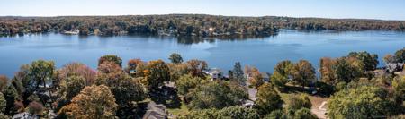 10 Lakeview Park