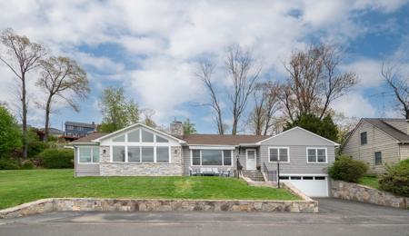 133 North Lake Shore Drive