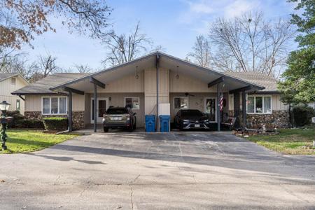 5 Maple Court