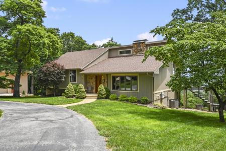 92 Plateau Lane