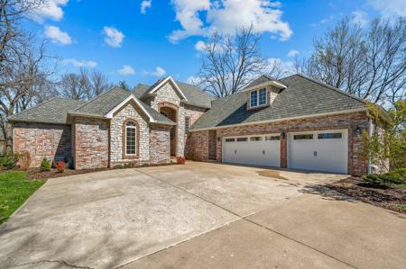3309 East Tanbark Trail