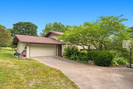 352 Clearspring Road