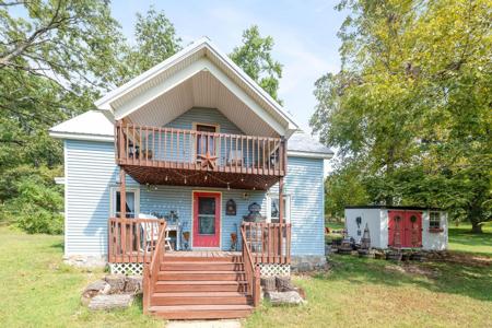 226 Barbs Lane