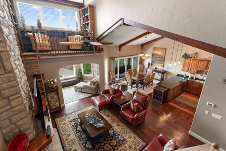 53 Royal Vista Drive