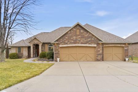 2739 E Chinkapin Lane