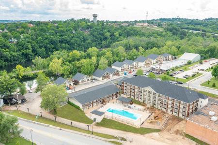 403 Veterans Boulevard