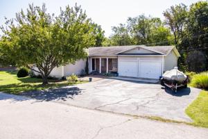 600 Lakeview Circle