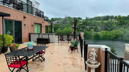 10402 Branson Landing Boulevard