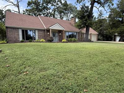 280 River Bluff Drive