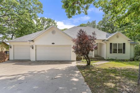 52 Crown Drive