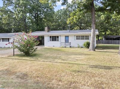 415 W Sherwood Drive