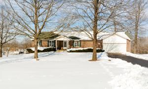803 East Crestwood Court