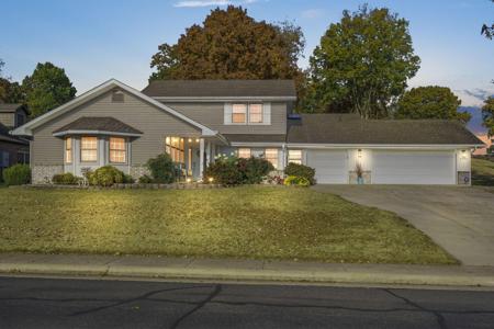 1077 Pointe Royale Drive