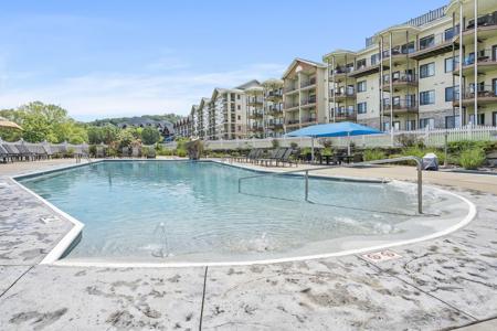 250 Lakewood Drive