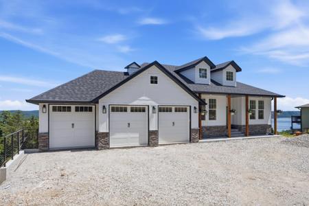 24 Hickory Drive