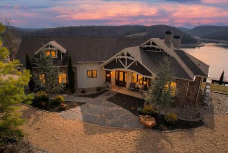130 Sherwood Forest Lane