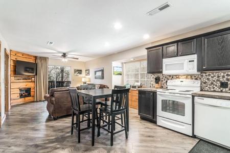 13 Woodpecker Lane