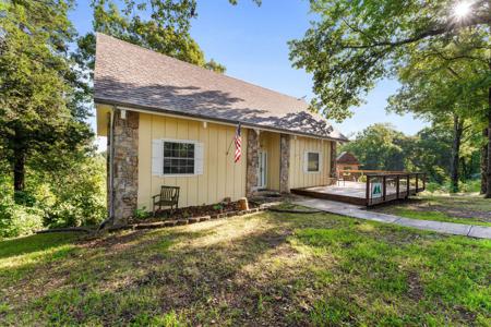 19428 Boat Dock Road W