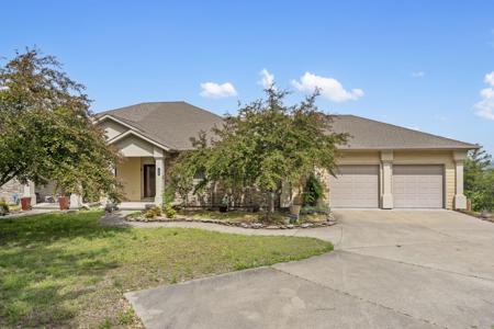 1026 Iowa Colony Road