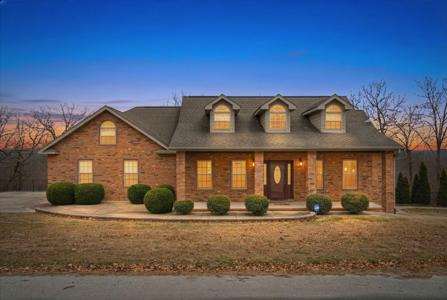 514 Rosehill Lane