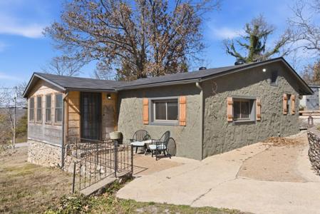 495 Evergreen Avenue