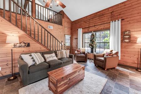 2 Cabin Court